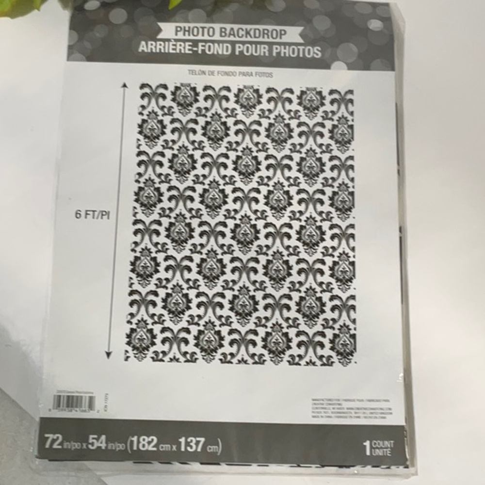PHOTO BACKDROP NIP